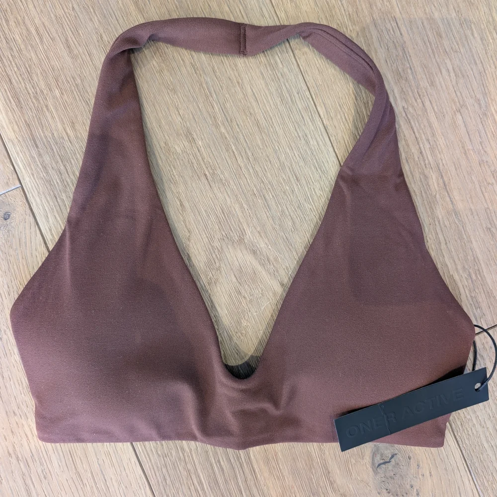 Oner Active SoftMotion Minimal Halter Neck Bralette with White Logo - Picture 2 of 6